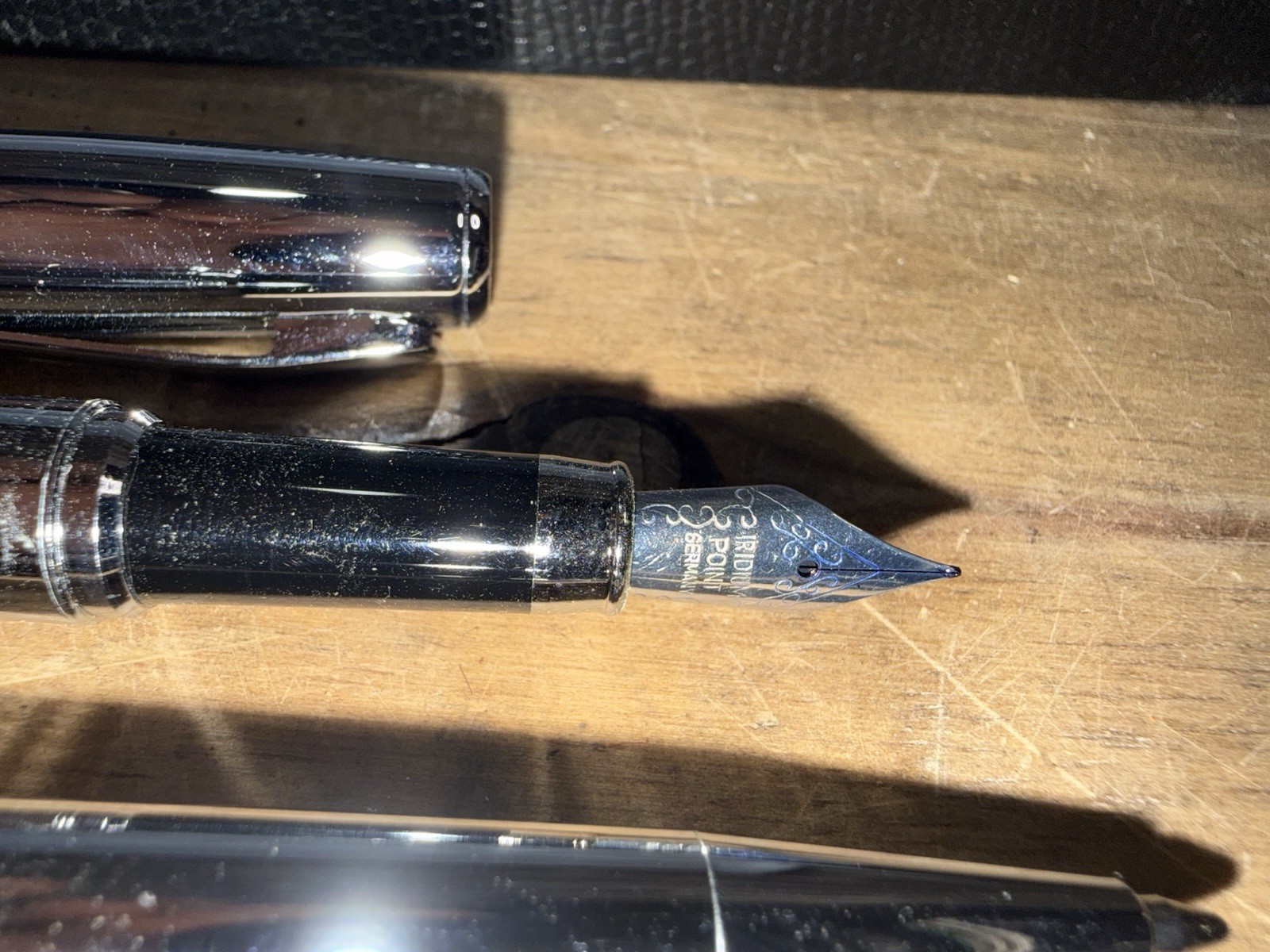 Silver Pen set branded with the Arab Bank Plc With Arabic Scrip In Box