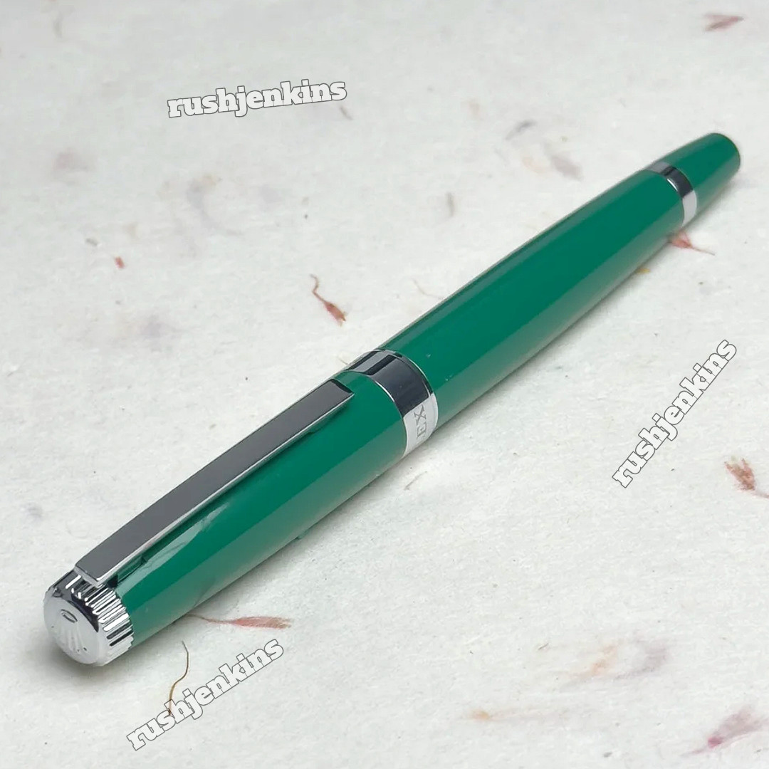 ROLEX Emerald Executive Green Rollerball Pen AD VIP Gift