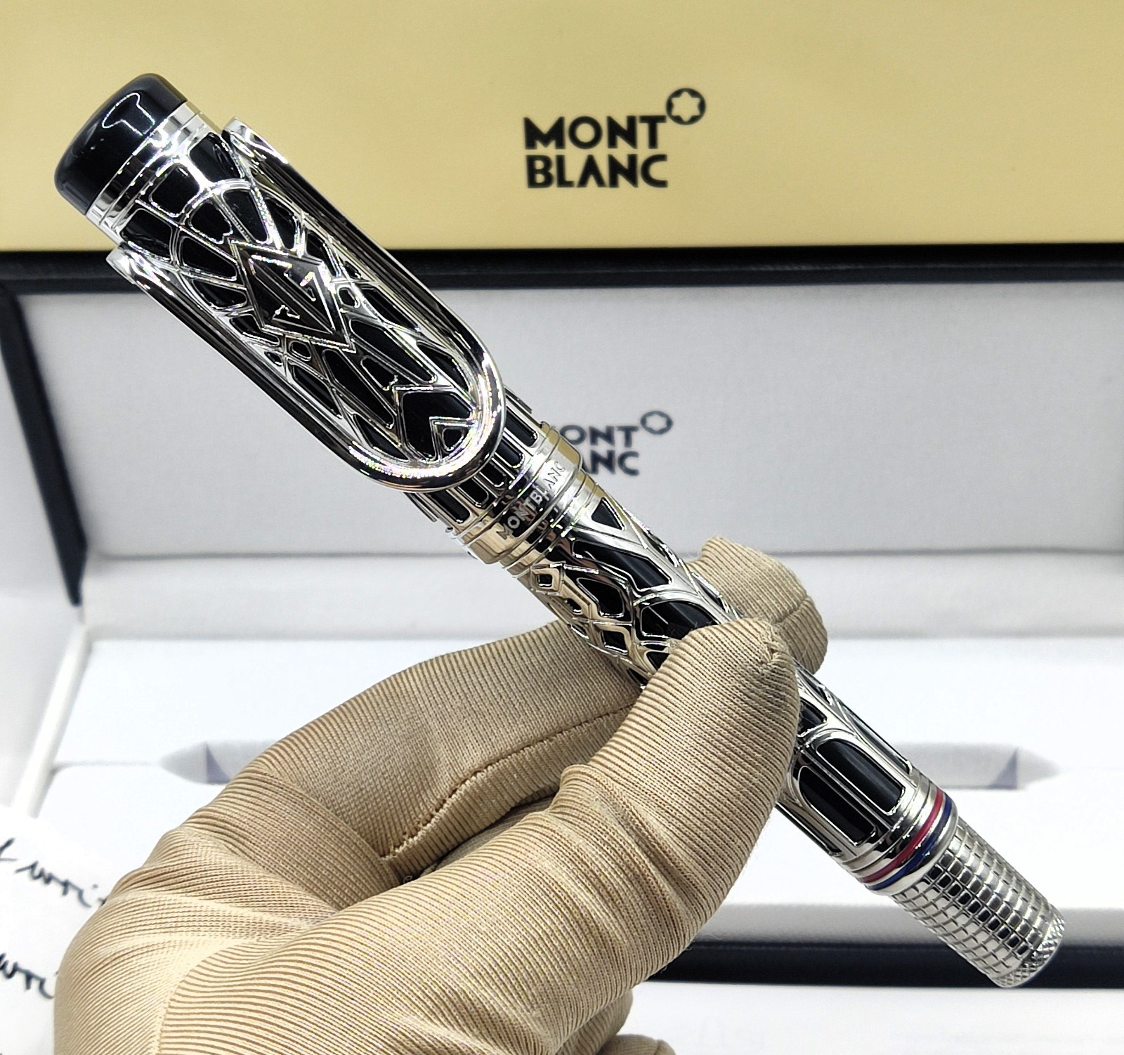Premium Montblanc Homage to The Great Gatsby Edition Rollerball Pen With Box