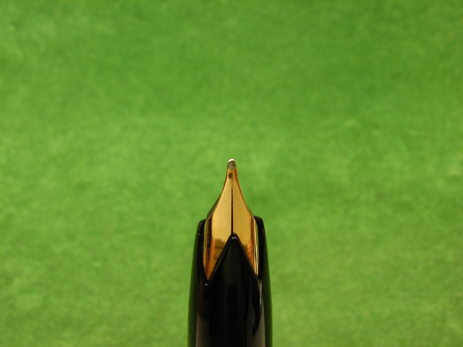 Vintage SOYUZ Goldplated Fountain Pen 14K Gold Nib USSR 1970s NOS