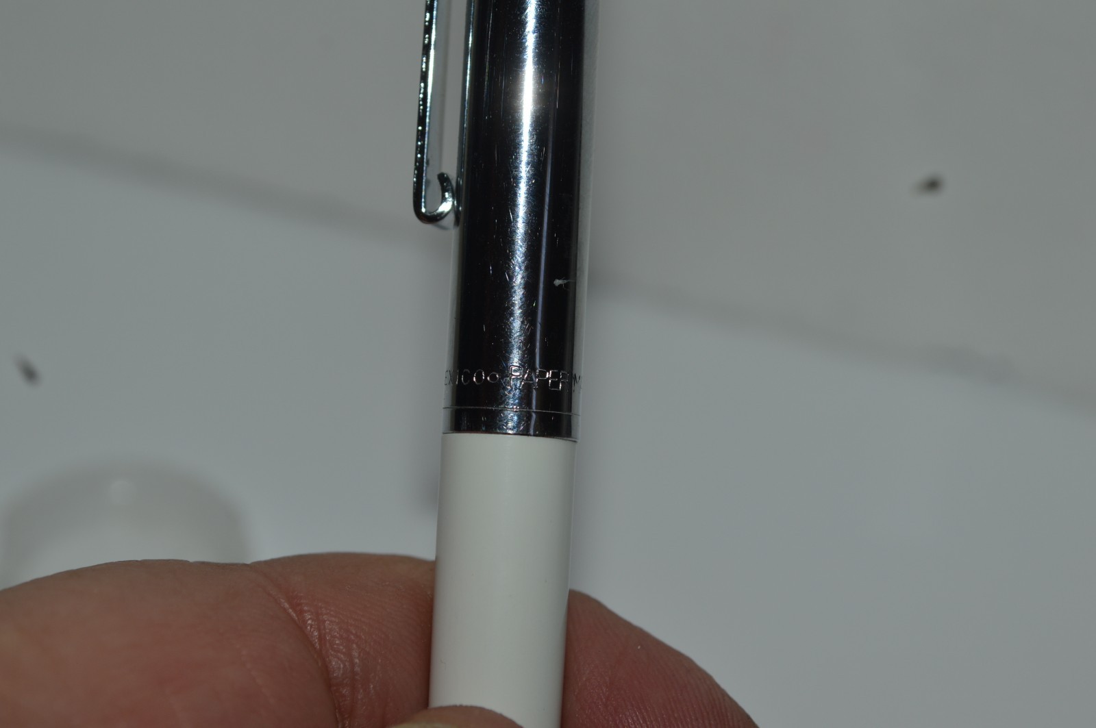 PAPER MATE Profile #2 Regular Grip Ballpoint Pen White Barrel Mexico Made 1990’s
