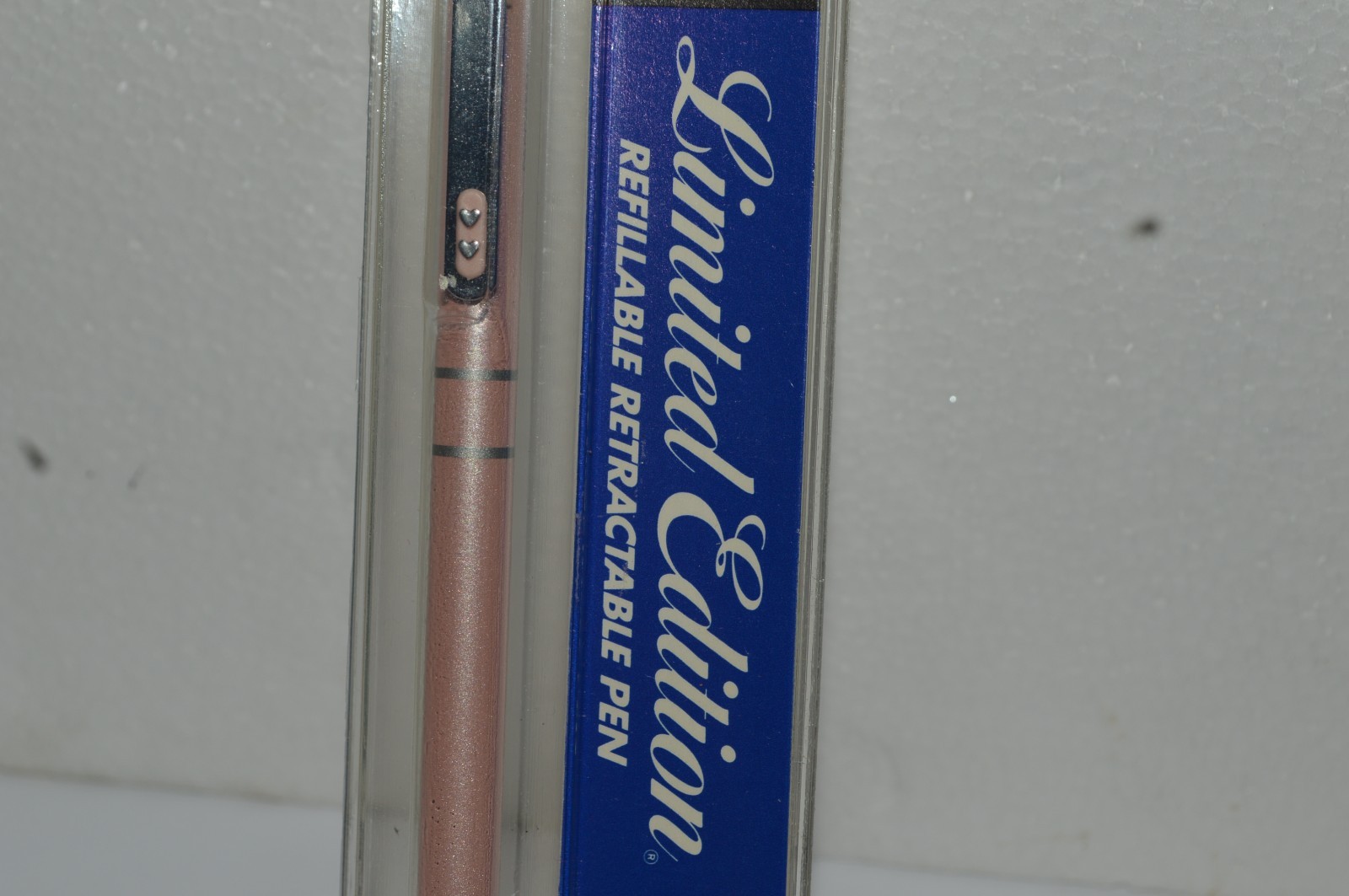PAPER MATE Limited Edition Ball Pen Pearlescent Soft Pink Japan Made 1989 MIP