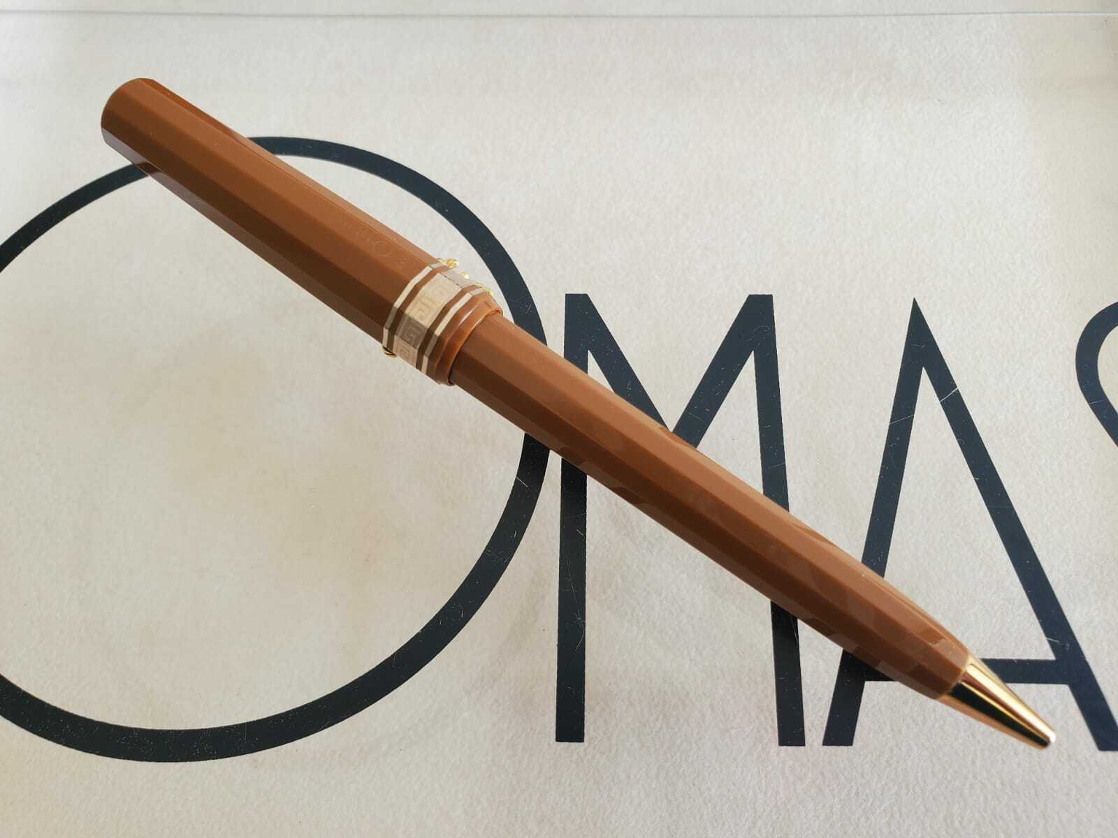 Omas Arte Italiana 1930 Brown Colonial Gold Trim Ballpoint Pen In Box *