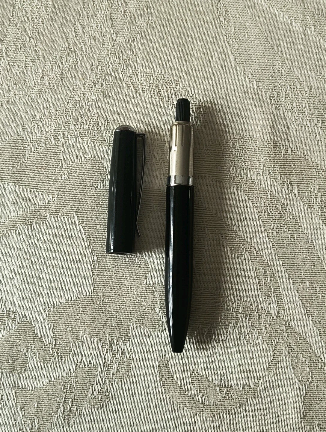 Black & Chrom 4″ Mini Twist Pen, Pocket-Size, Black Ink Working Condition.
