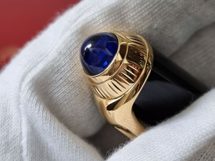 Cartier Executive Black Gold Ballpoint Pen Rare VIP Edition New Full Box 2026
