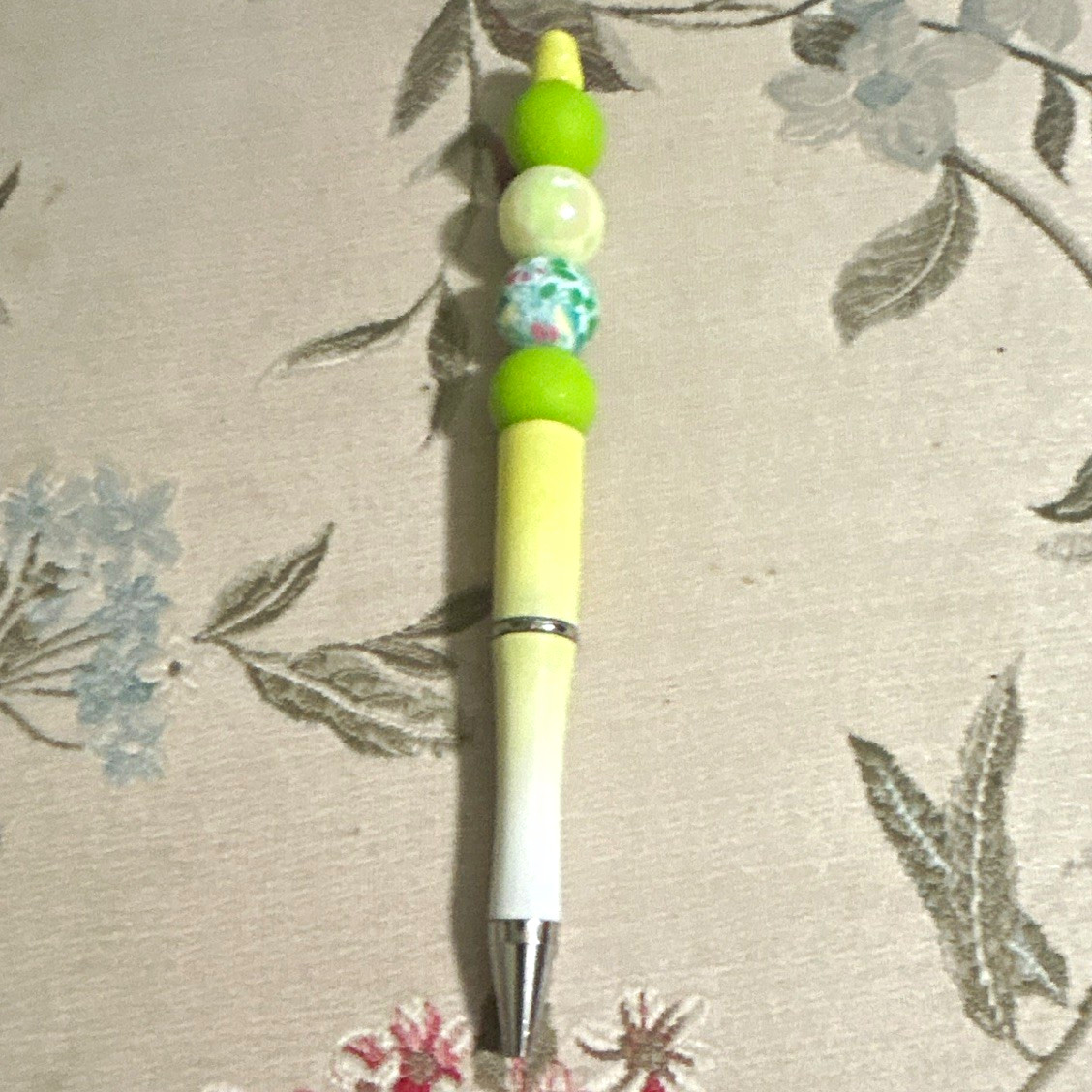 Beaded Ballpoint Pen Green & White Plastic Blue Ink Decorative Beads