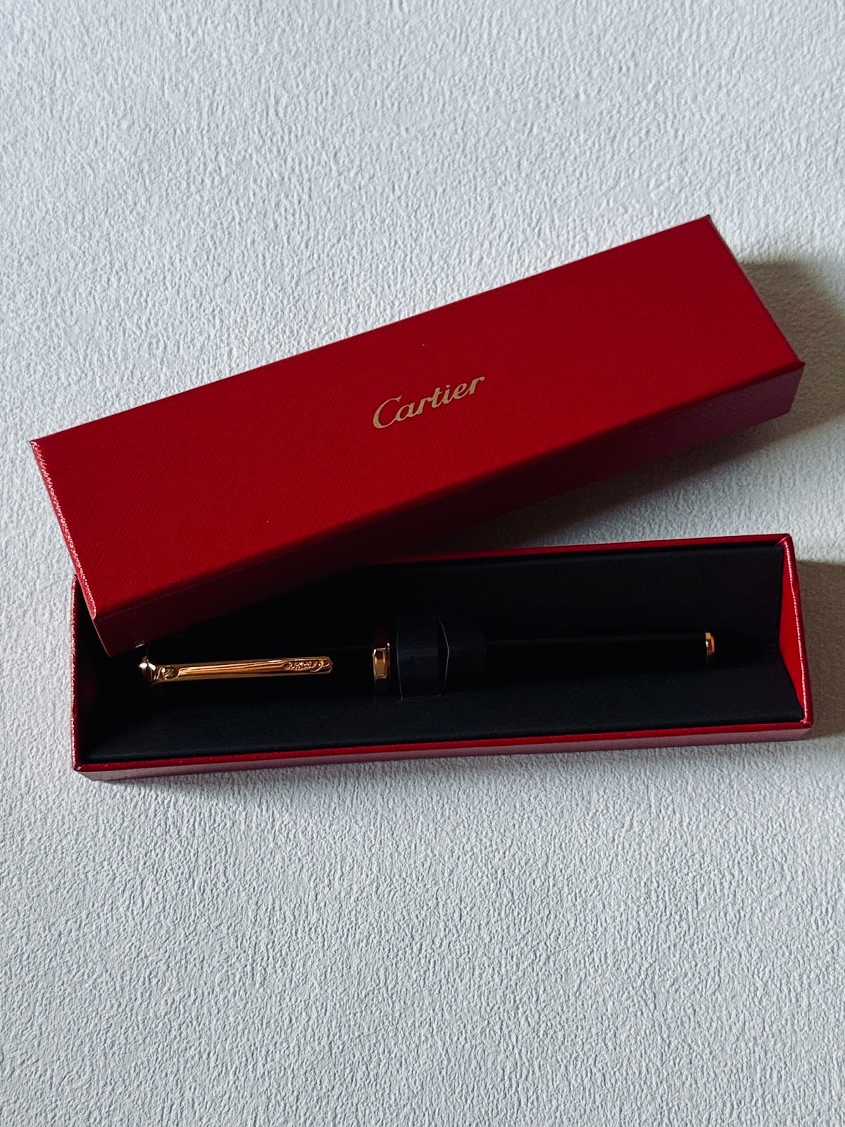 Cartier Santos Yellow Gold-Finish Rollerball Pen – New in Box | Luxury Ad Gift