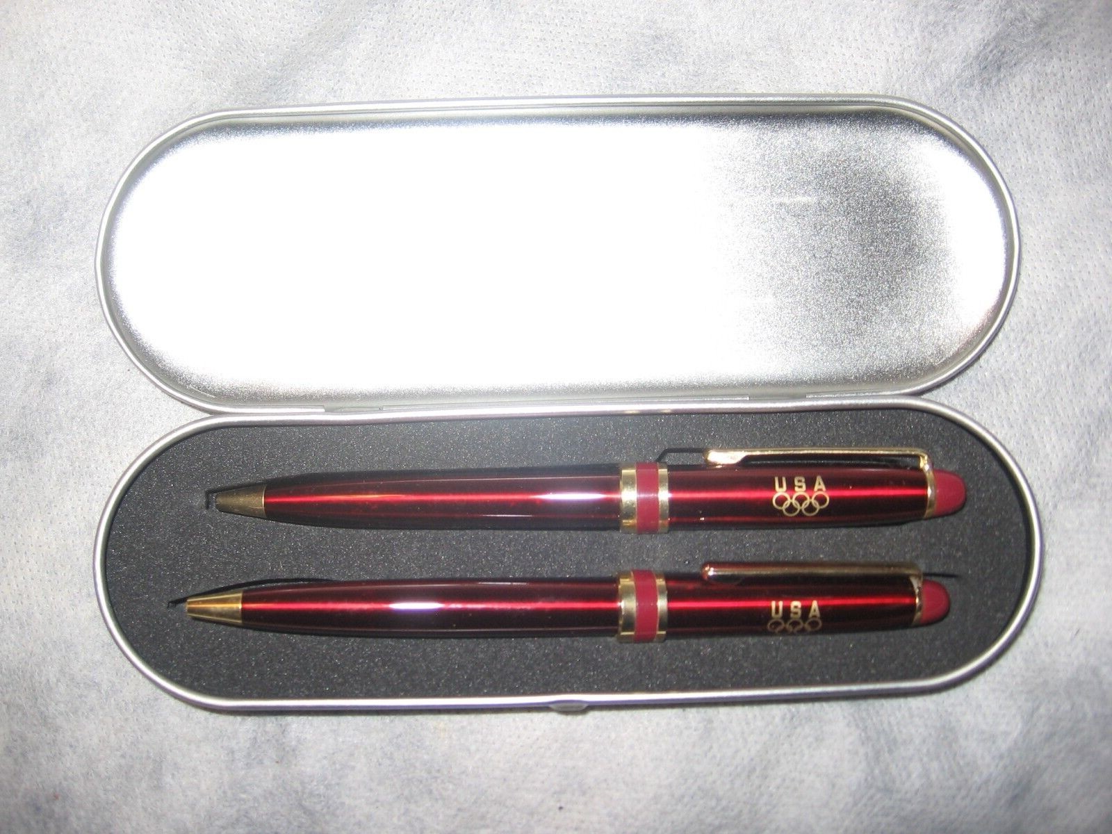 USA Olympic Pen Set of 2 Blue and Black Pens *both work great*