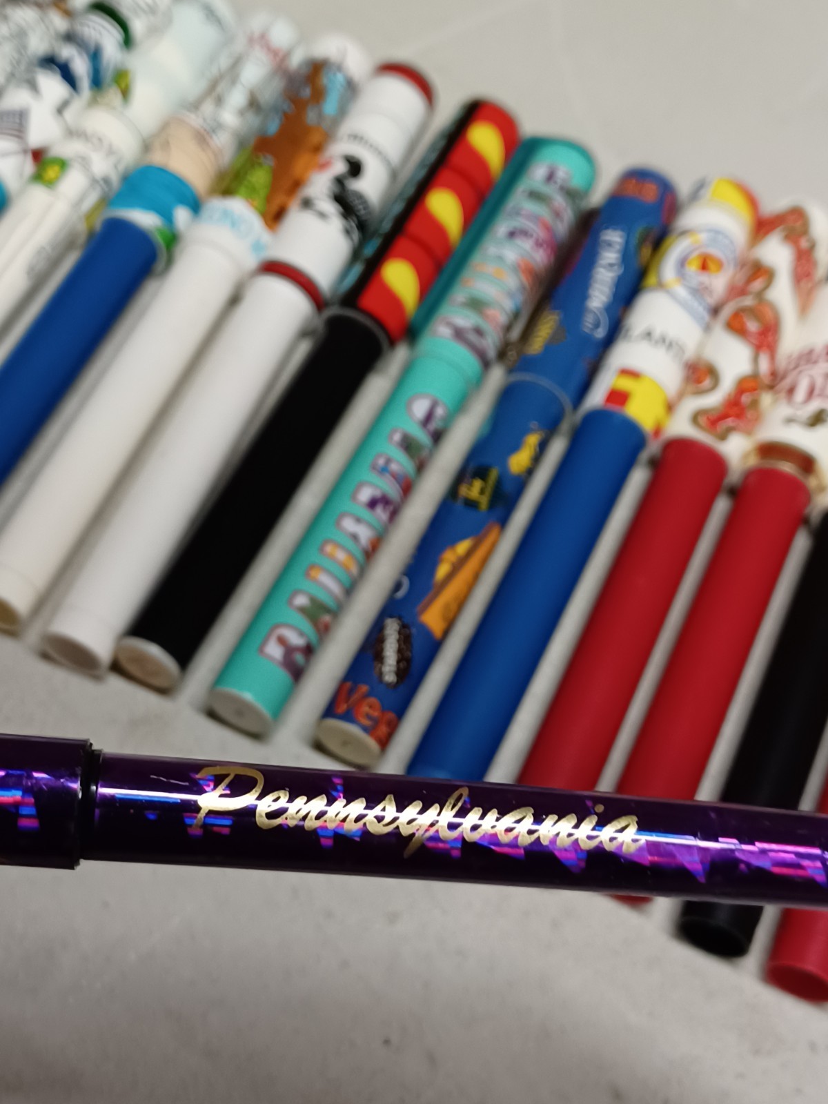 Random Lot Of Souvenir / Vacation Pens Untested
