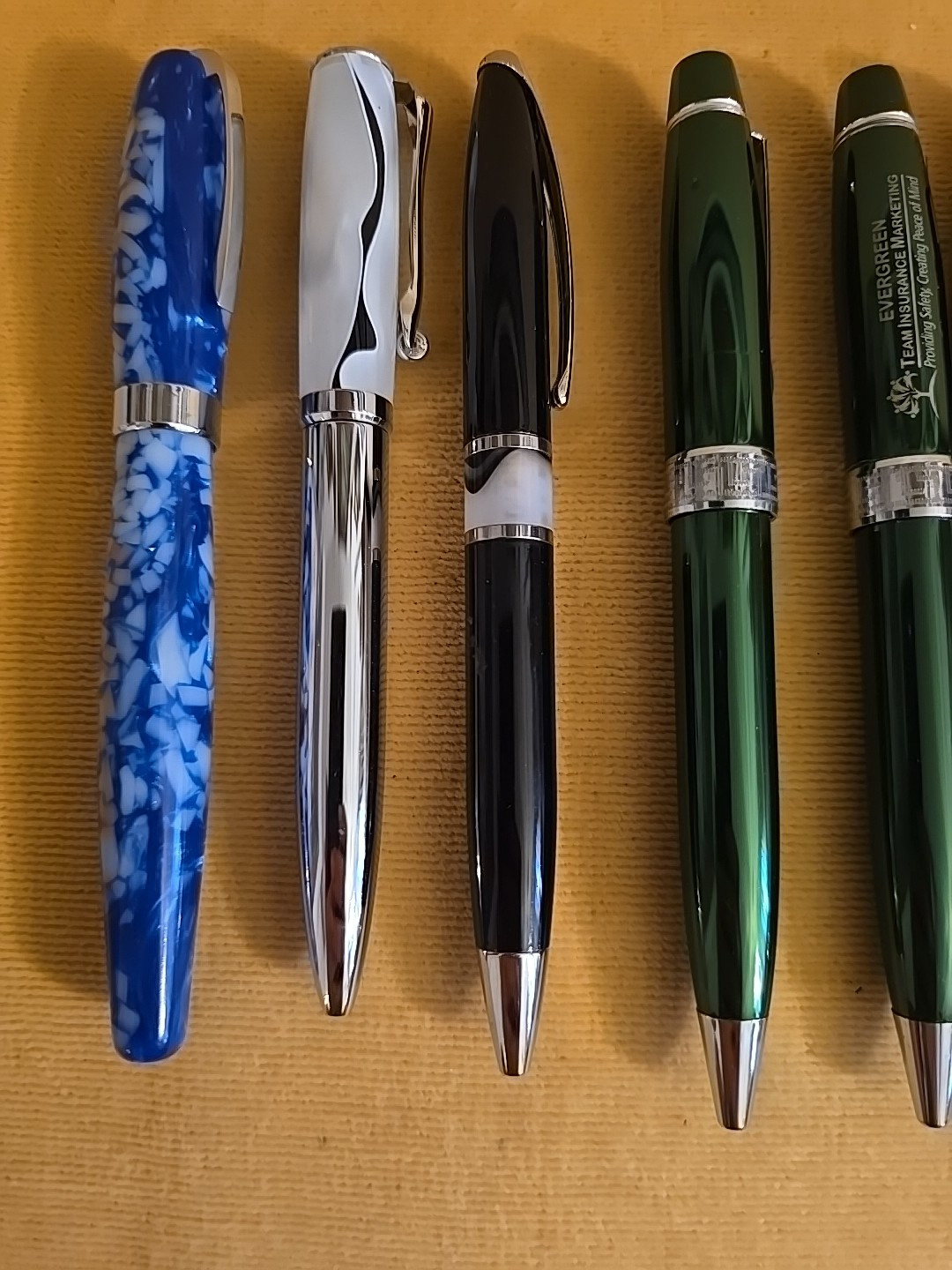 13 Black Green Acrylic Celluloid Steel Attaché Ballpoint Pens Blue LACHIEVA?