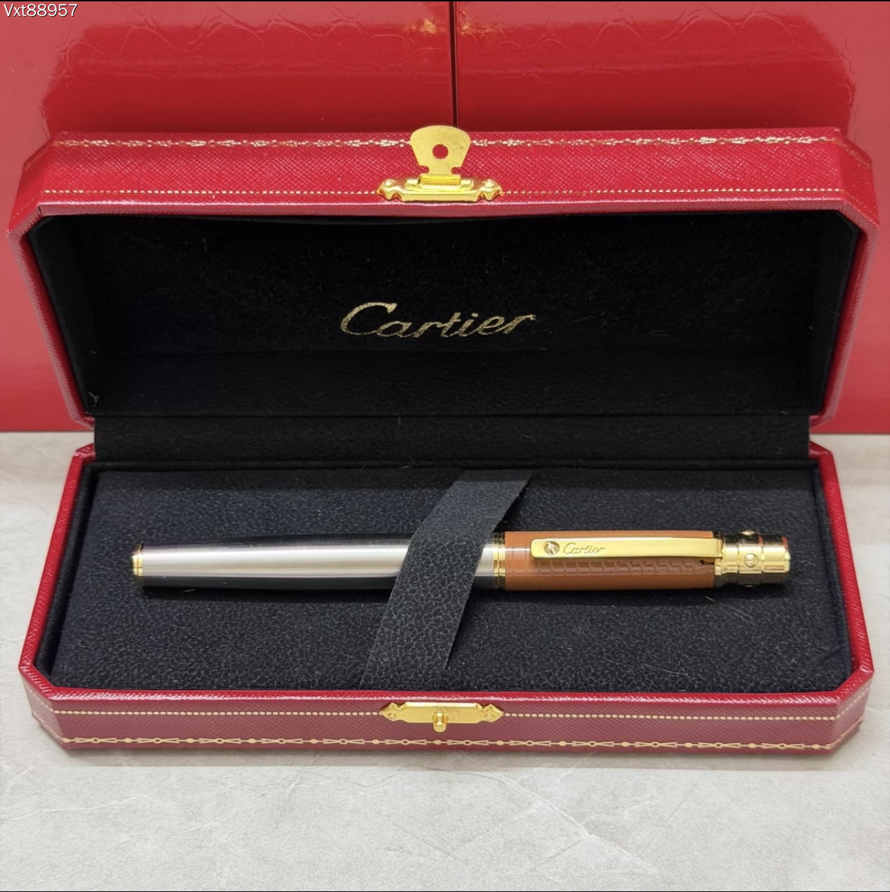 Cartier brown cap ballpoint pen with box – luxury gift
