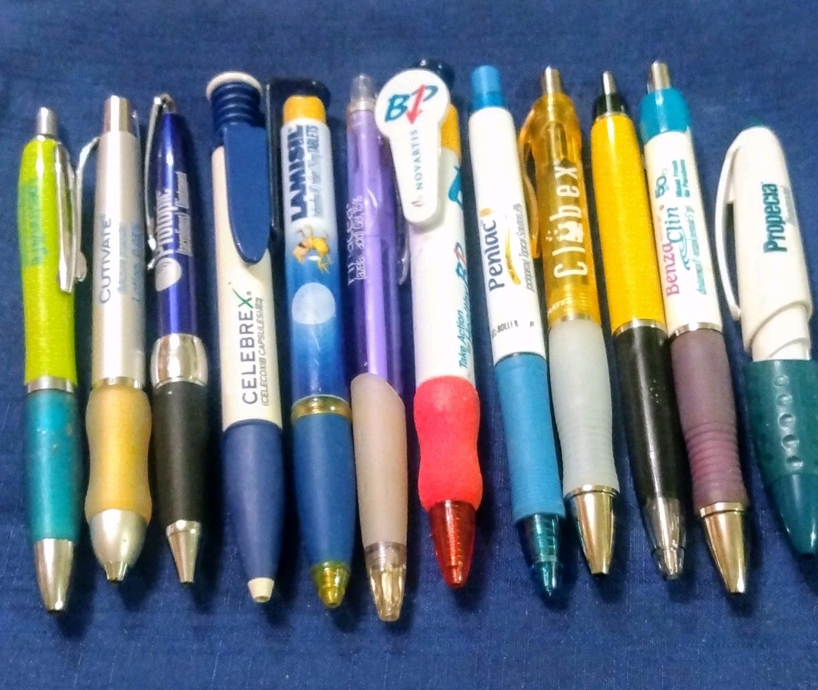 Lot of 12 Metal/Plastic Drug Rep Pens Pharmaceutical Medical Collectible