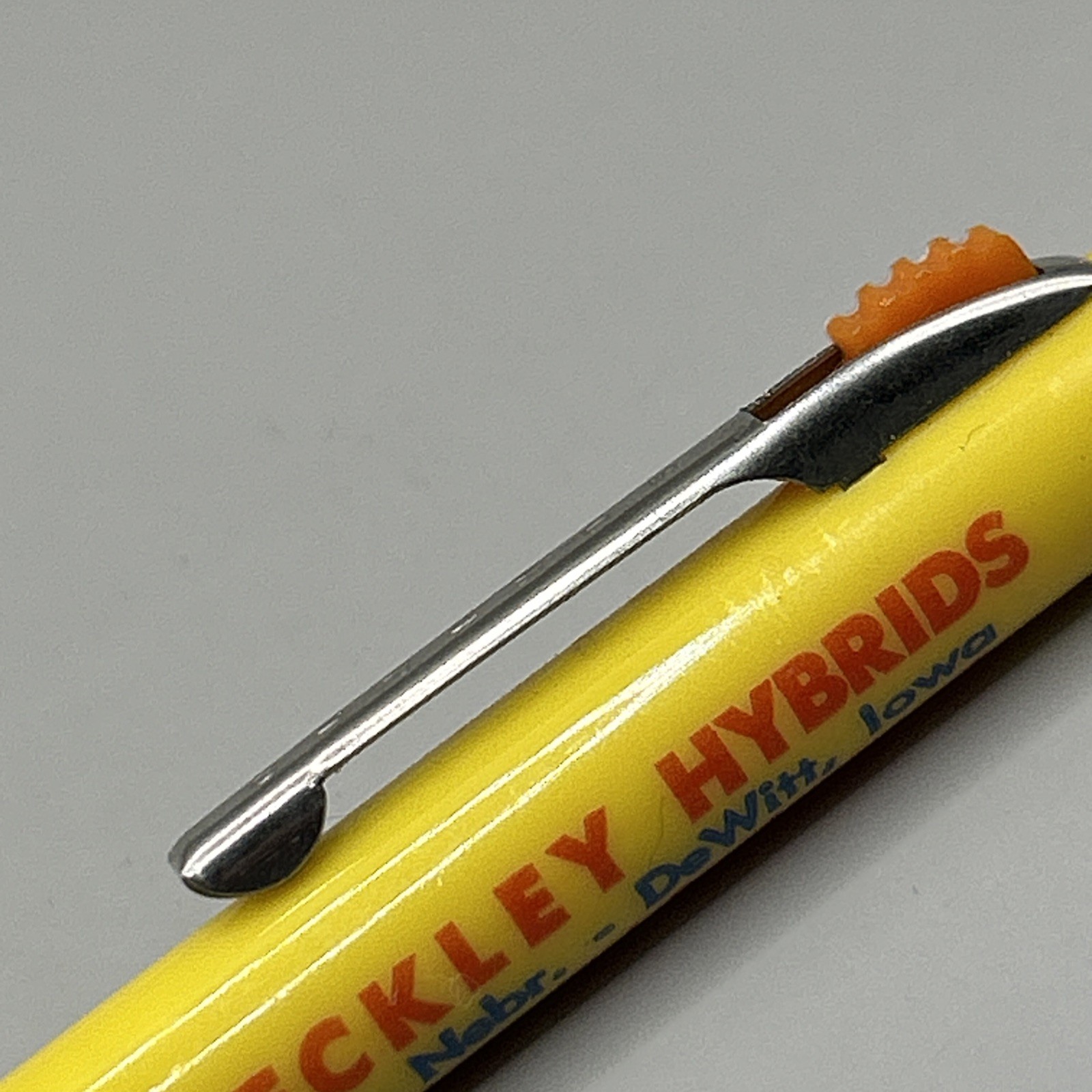 VTG Scripto Ballpoint Pen STECKLEY HYBRIDS Lincoln NE DeWitt IA GENETIC GIANT