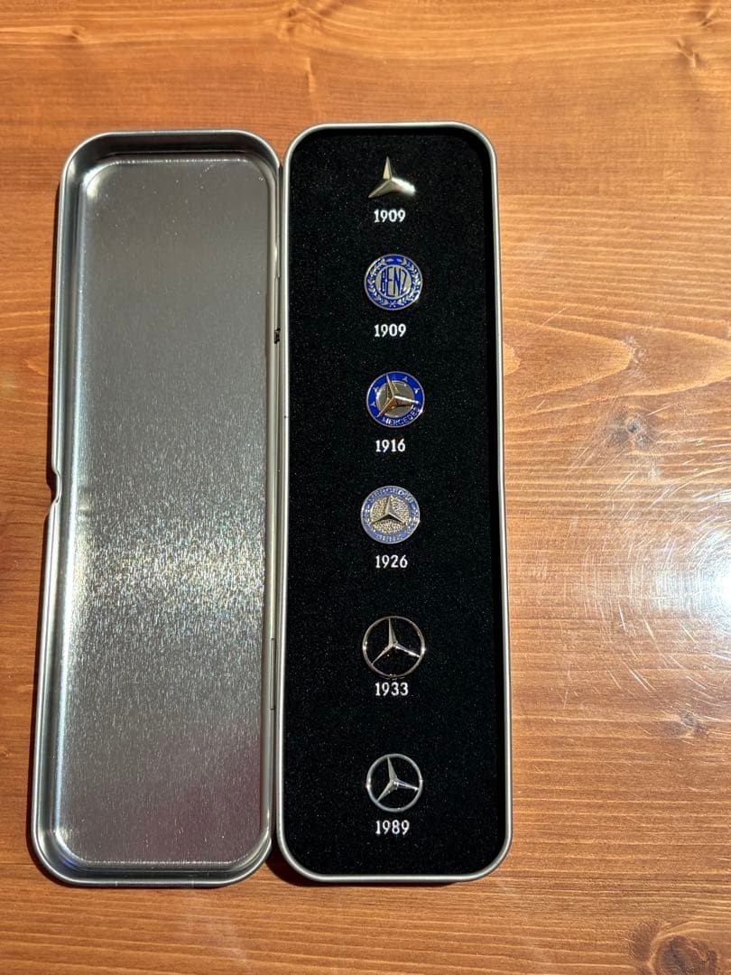 Mercedes-Benz Collection 3-piece set Stickpin Set Historie History Pin Set NEW