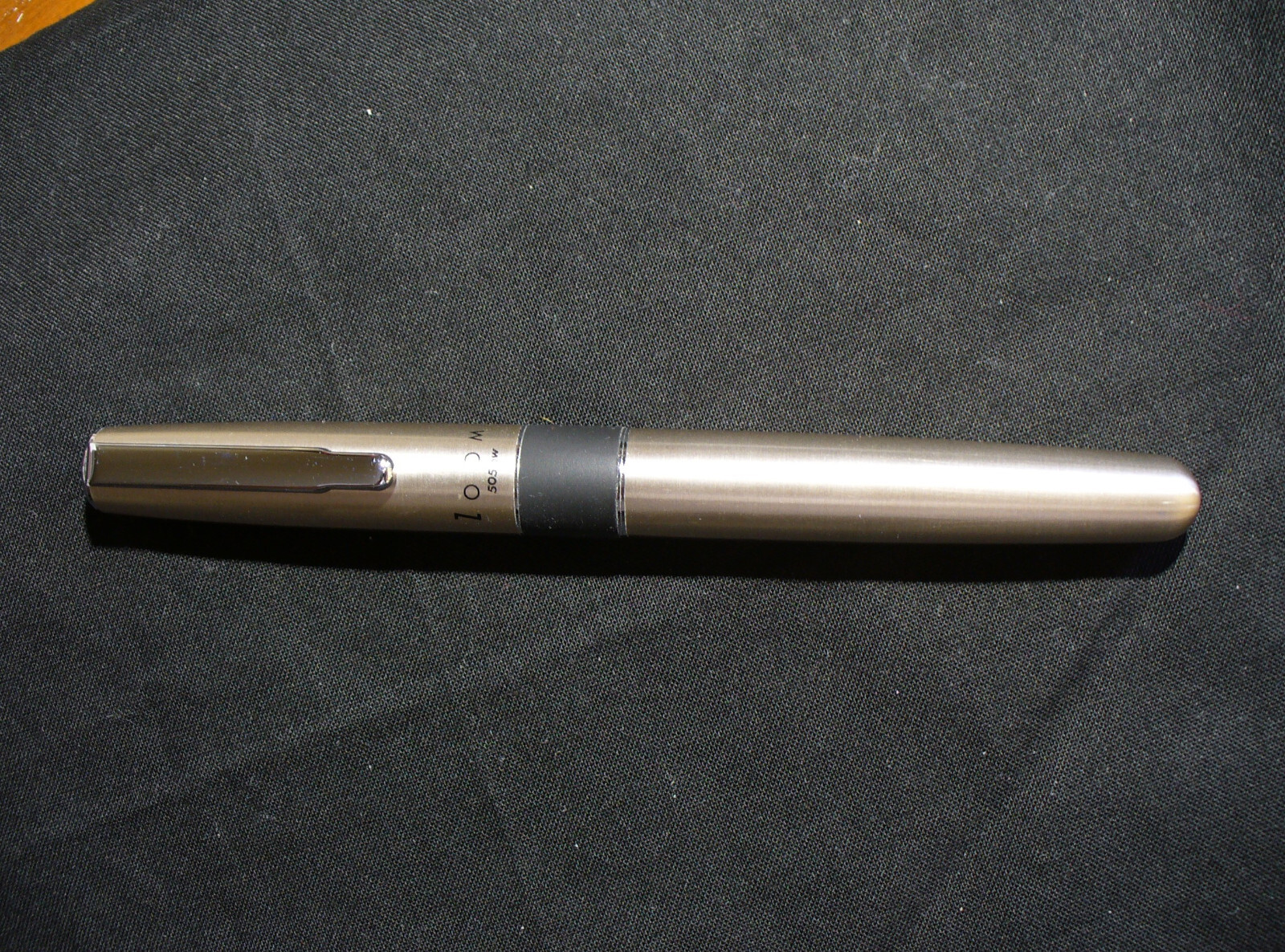 Tombo Japan Large Roller Ballpoint Pen