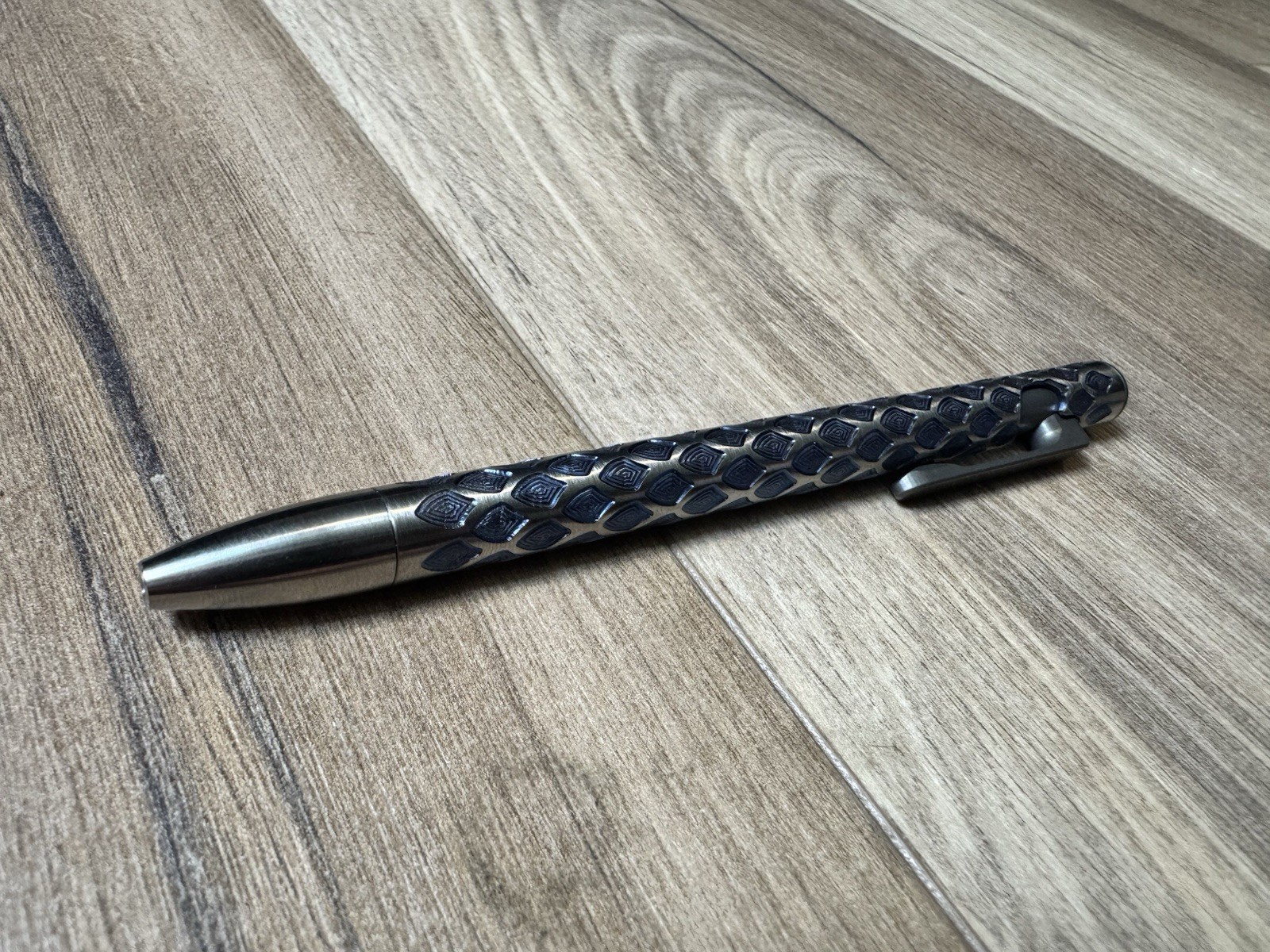 Smooth Precision Pens- Blue Dragon Scales Full Size (Titanium)