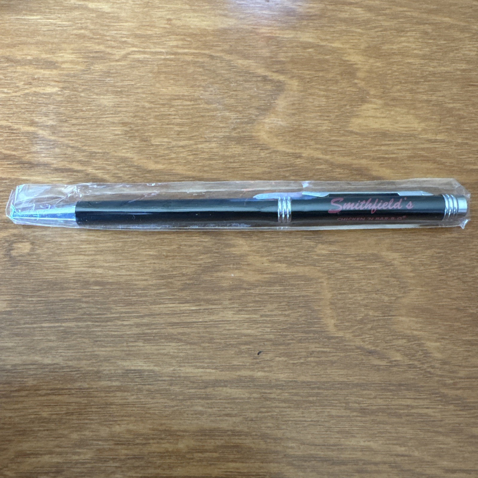 Vintage Bic ballpoint Pen – Smithfield branded NEW collector’s item cool gifts