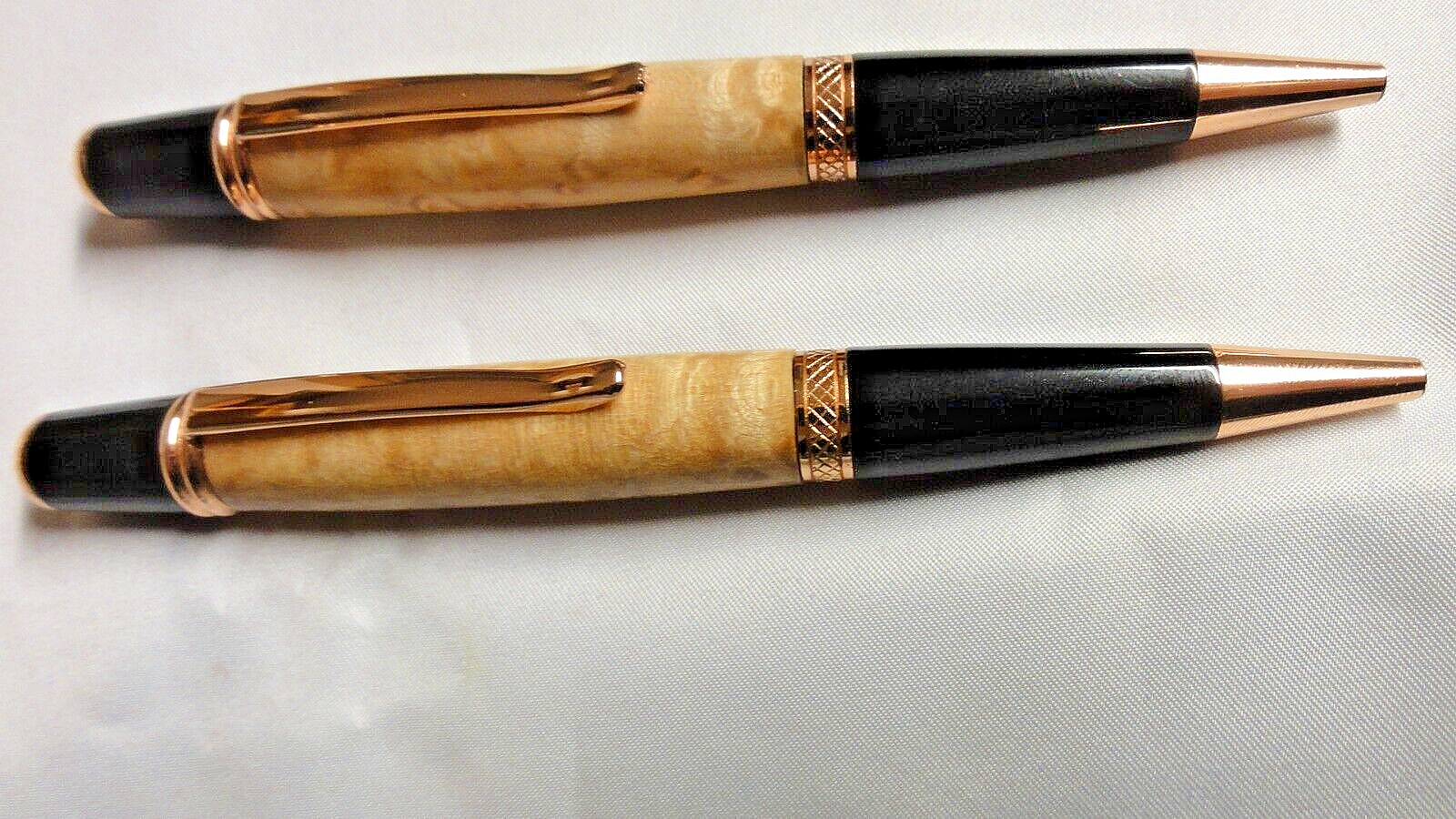 Elegant custom made Burl wood w/copper trim Ballpoint Blue and Black Ink Pen Set