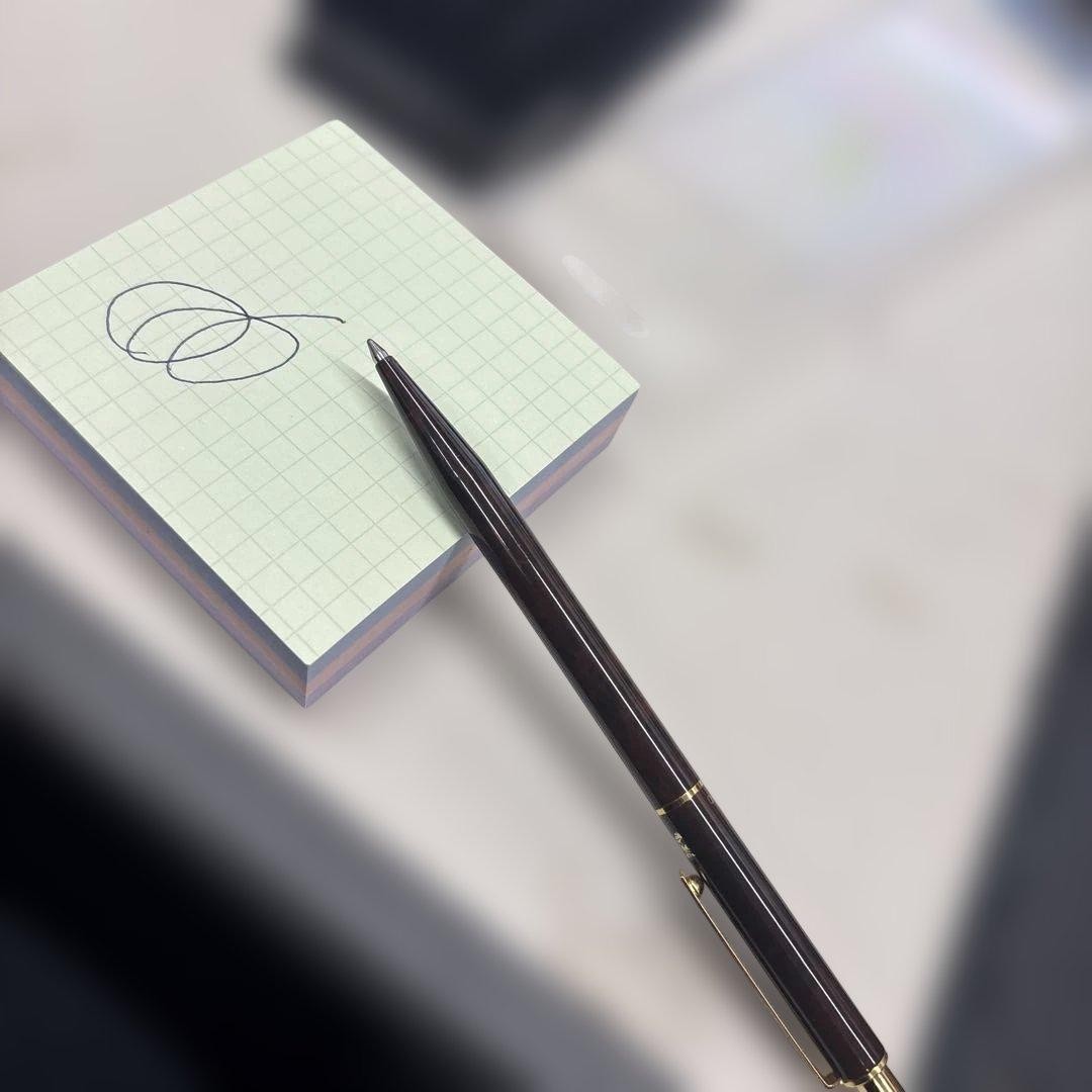 B5946 Burberrys Ballpoint Pen