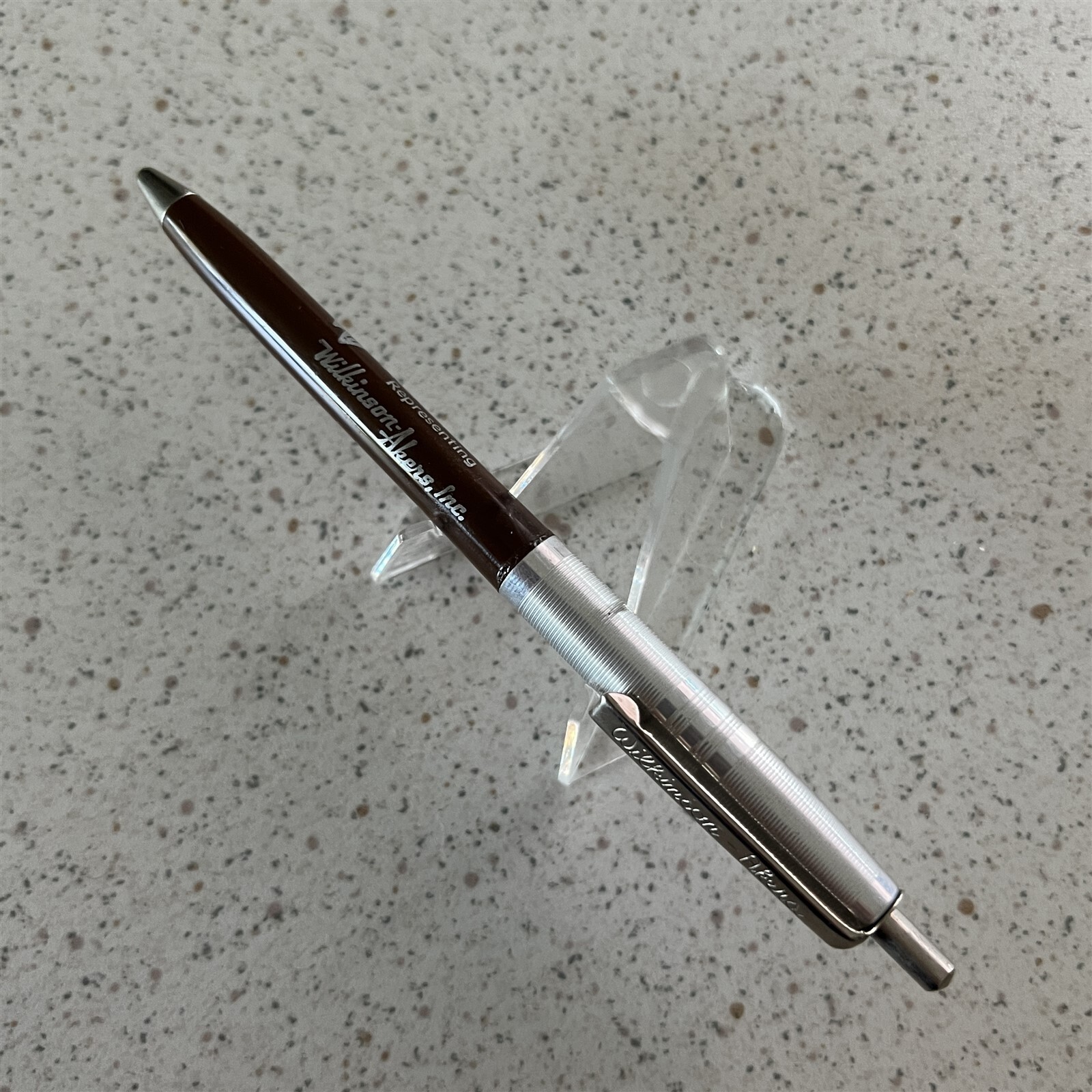 Wilkinson Akers Inc Fred Holze Lincoln Nebraska Vintage Ballpoint Pen #19861