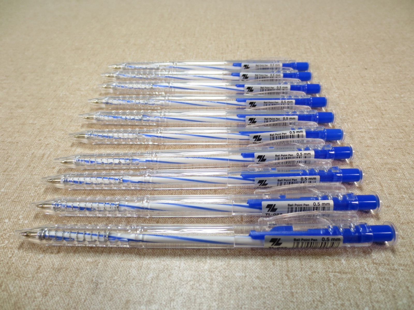 Thien Long TL-027 Retractable Ballpoint Pen 0.5mm tip Blue Writing 10Pcs Chipy