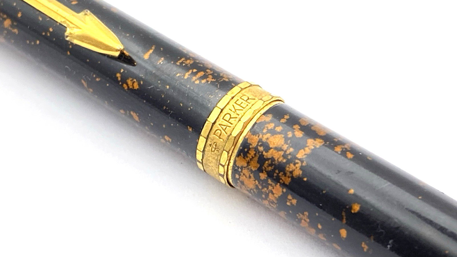 VINTAGE PARKER PREMIER BALLPOINT PEN IN CHINESE LAQUE GOLD TRIM MADE IN FRANCE