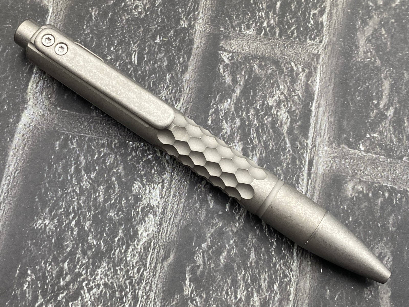 TwoSun TS-Pen09-Stonewash Checkered Tactical Titanium Push Button Mechanism Pen