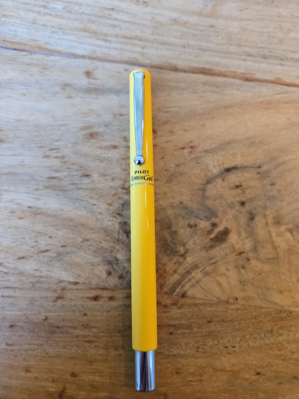 Vintage Unique Rare Pilot Execu Gel Rollerball Yellow Pen Black Ink Execugel