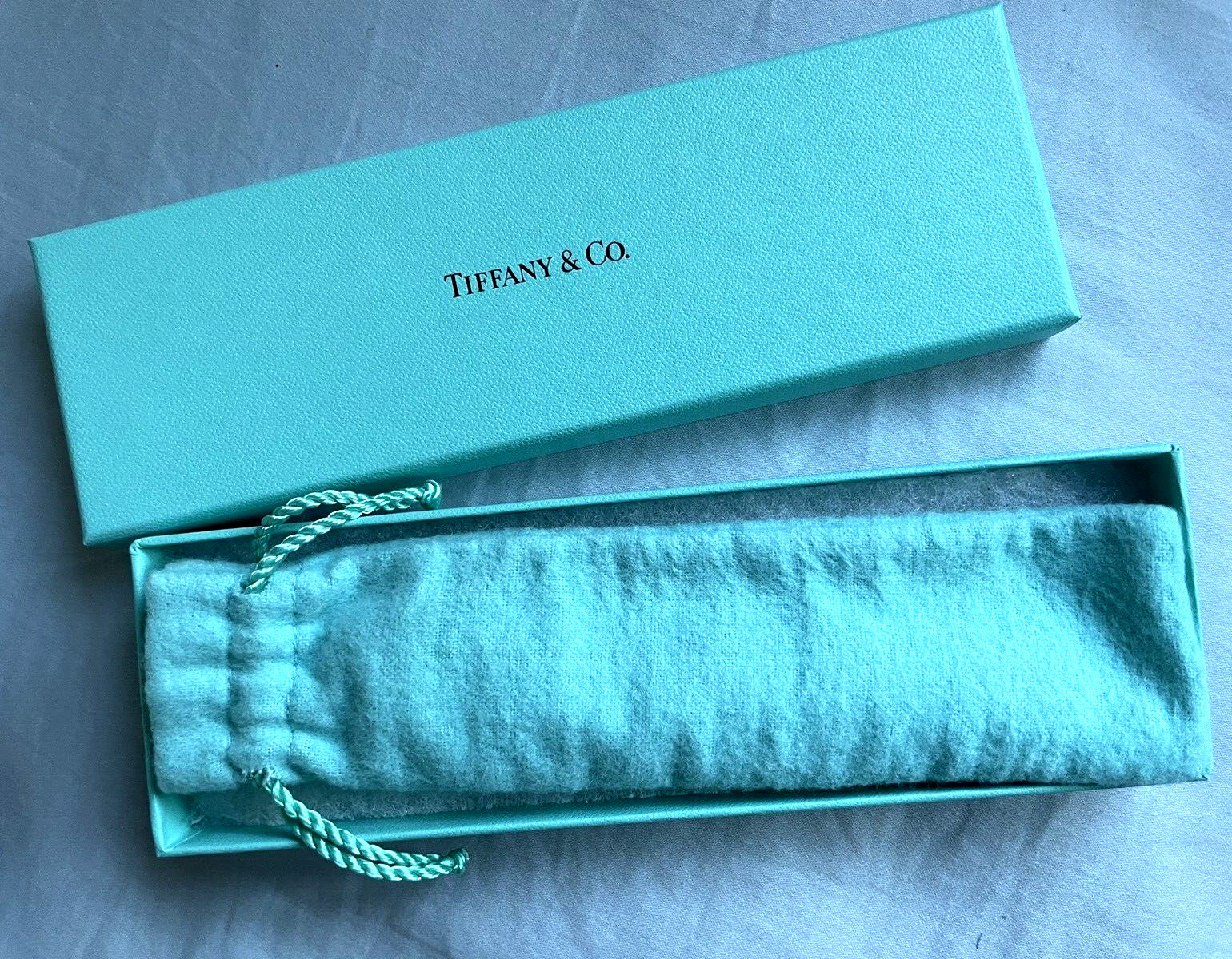 NWOT TIFFANY & CO 925 STERLING SILVER BALLPOINT PEN BLUE ENAMEL RIM NEVER USED
