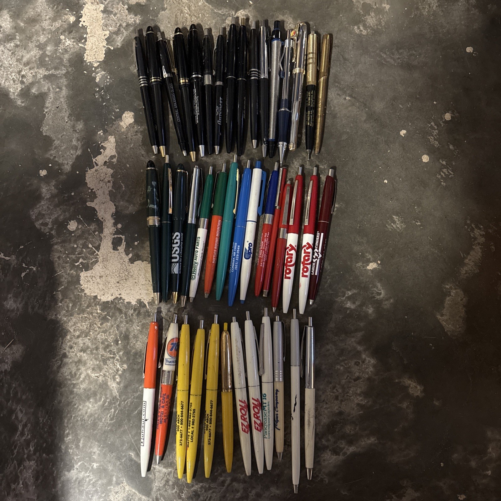 Lot Of 40+ Advertising Pens Vintage Gold And Silver Tone, Metal / Plastic