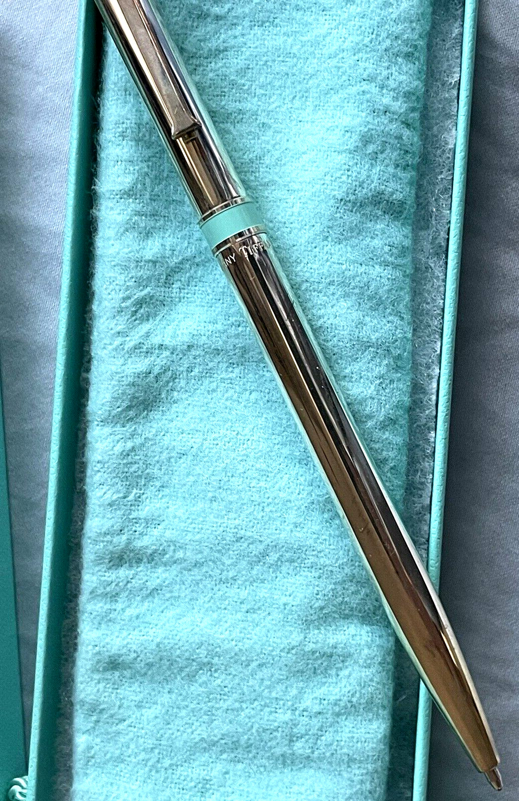 NWOT TIFFANY & CO 925 STERLING SILVER BALLPOINT PEN BLUE ENAMEL RIM NEVER USED