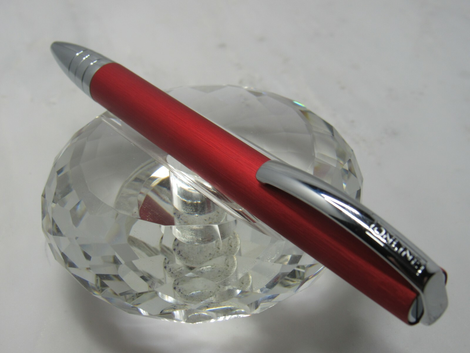 GORGEOUS HIGH QUALITY ONLINE SCHREIBGERATE SATIN RED GERMAN VISION BP PEN