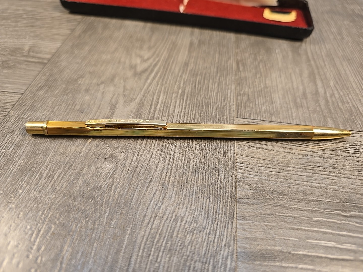 Stratford Vintage 1970’s Pentagon Shaped Pen & Pencil Set in Red Box