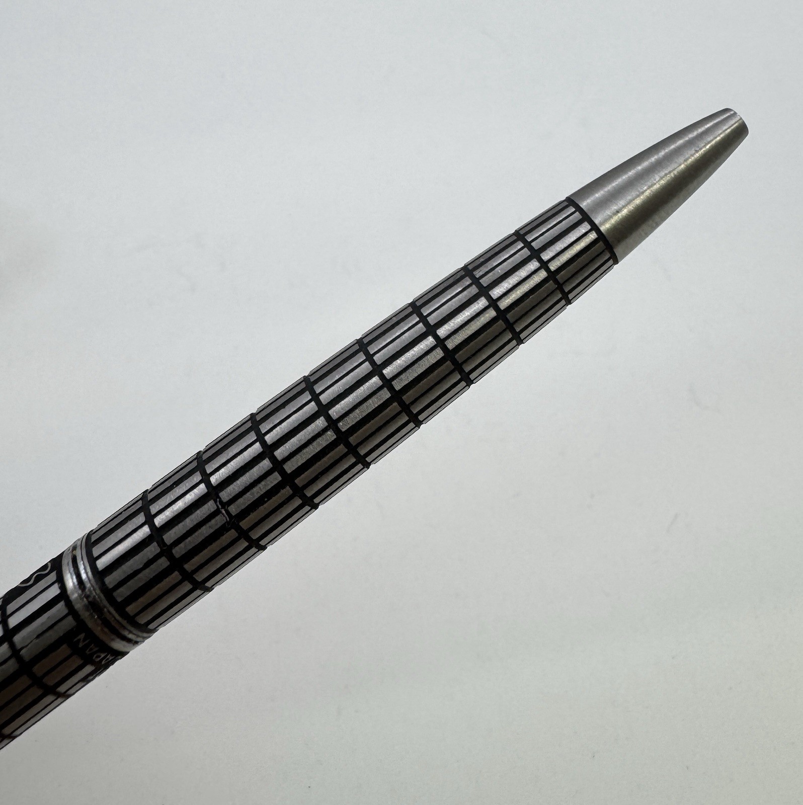 1970s Pilot Elite Cross Hatched Steel Ballpoint – Slight Ding, Works Perfectly