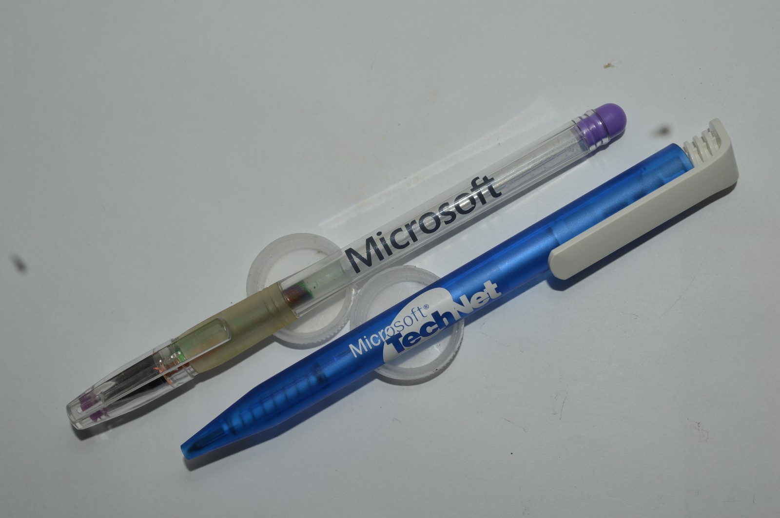 MICROSOFT Two Promotional Ballpoint Pens TechNet Both Plastic Circa 1990’s