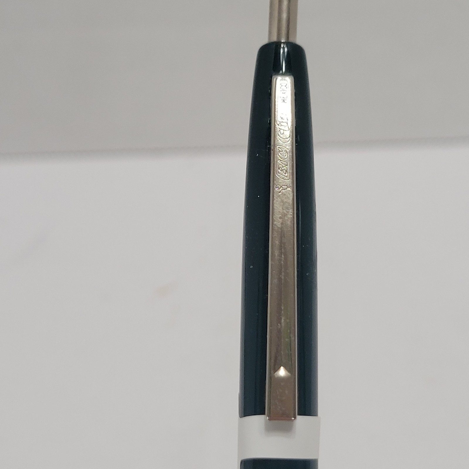 2 VTG Bic Clic Pen Washington University School Of Med. 1-Green 1- Black Mexico
