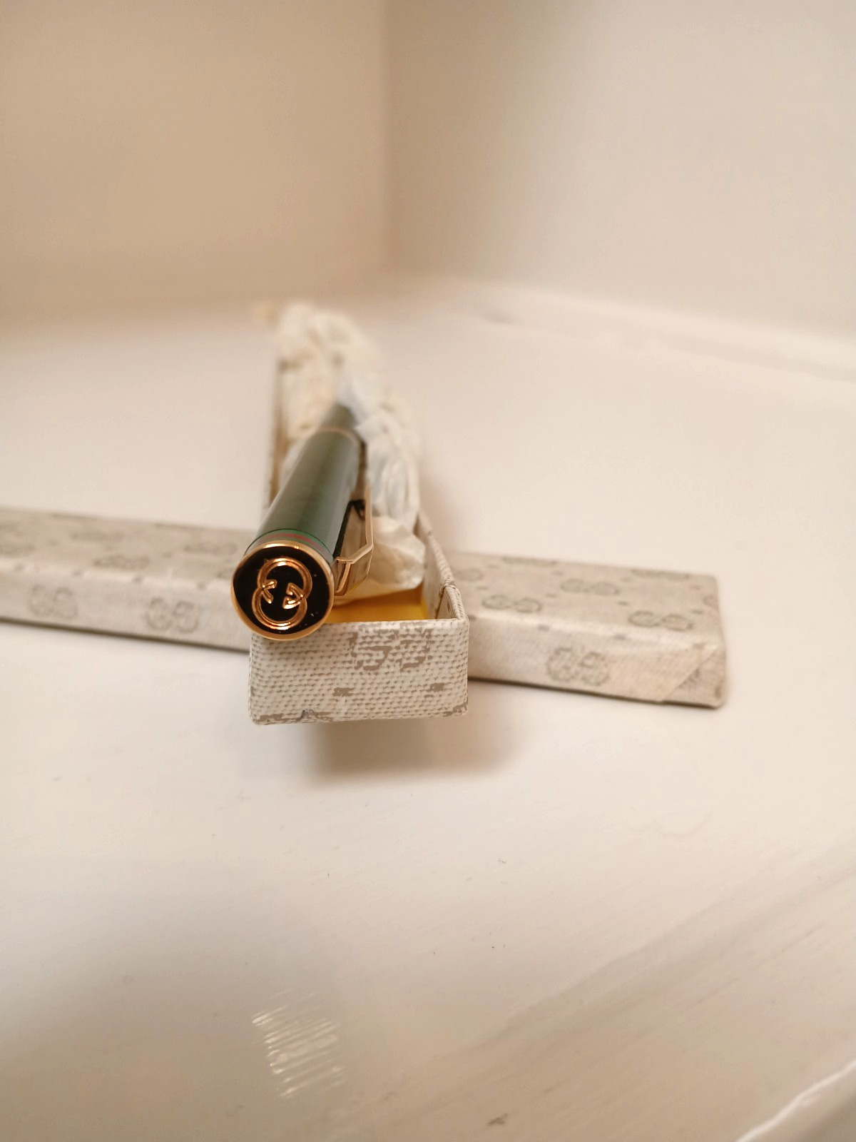 NIB VINTAGE GUCCI GREEN & GOLD ENAMEL BALLPOINT PEN BOUGHT IN LATE 70’S MID 80’S