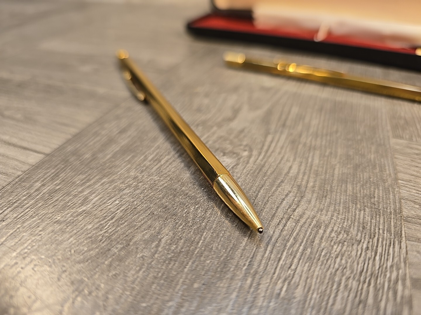 Stratford Vintage 1970’s Pentagon Shaped Pen & Pencil Set in Red Box