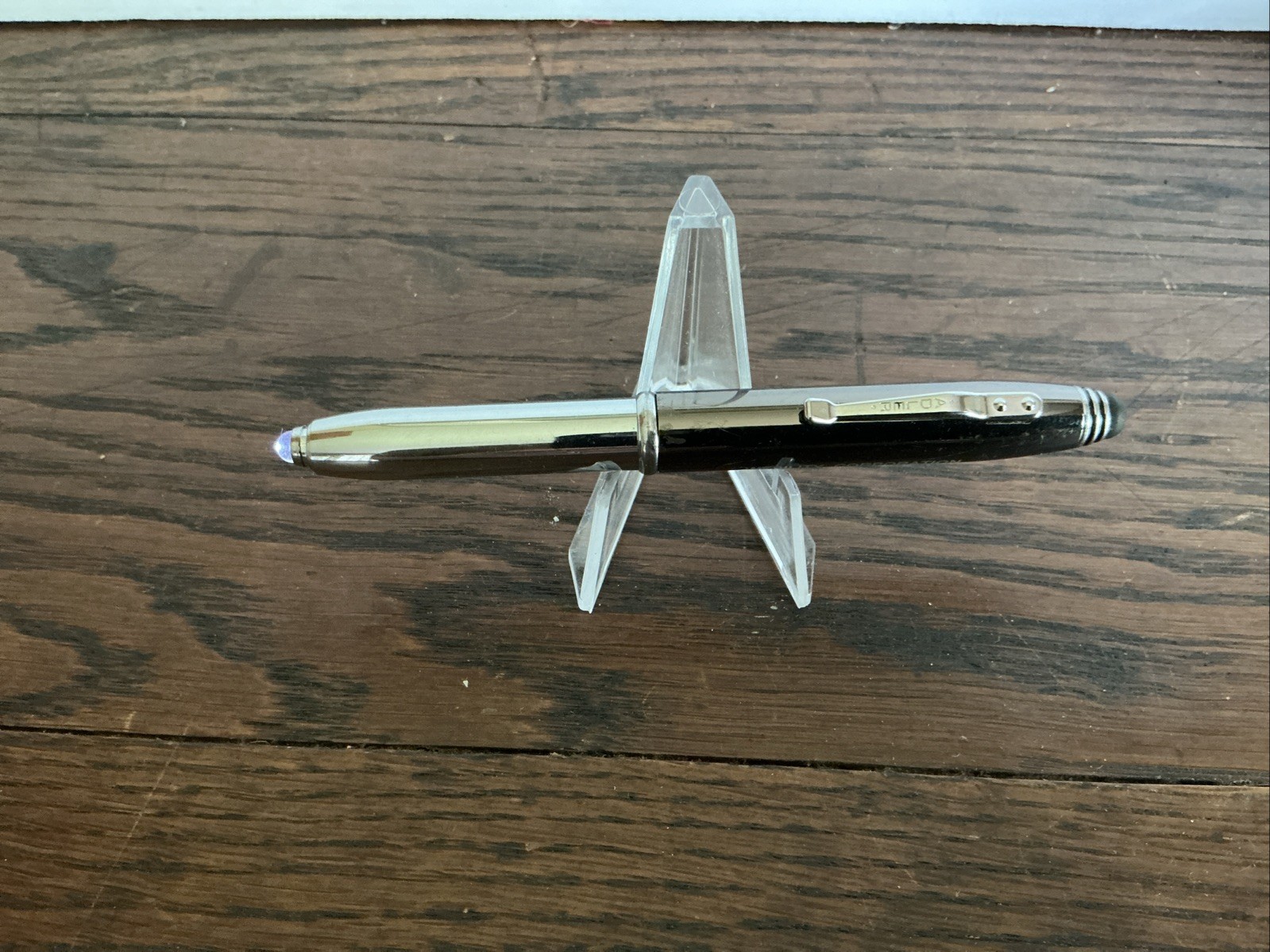 3 in 1 Adler Triple Gunmetal Stylus Pen LED Flashlight Adler; ES0604
