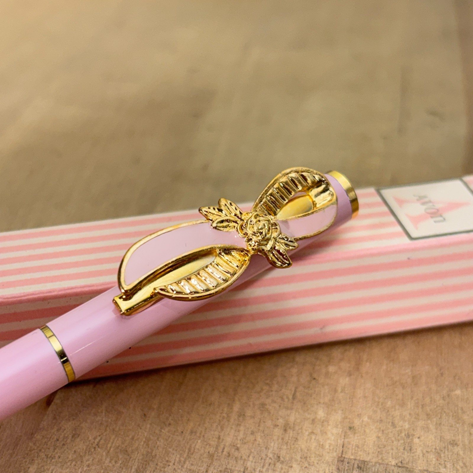 1995 Avon Pink Ribbon Pen, Enamel w Gold Tone Detail, Breast Cancer, Orig Box