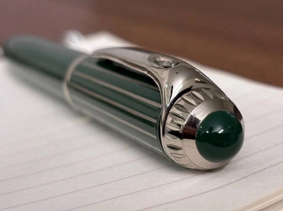 Cartier Roadster Green Ballpoint Pen Rare VIP Luxury Gift New Full Box 2026