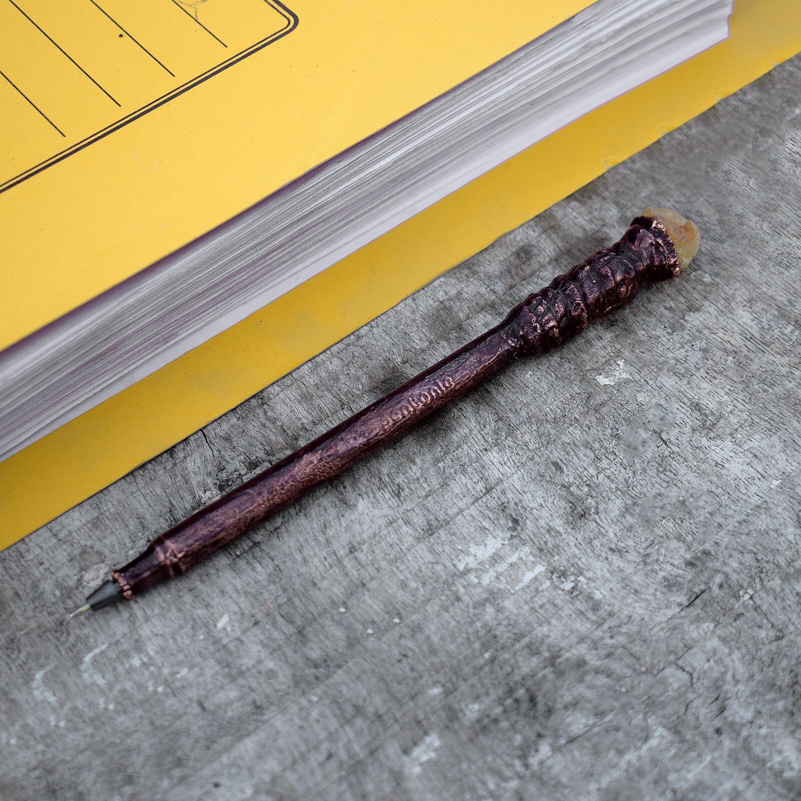 Handmade Craftsmanship Raw Citrine Stone Full Metal Perfect Writes Ballpoint Pen