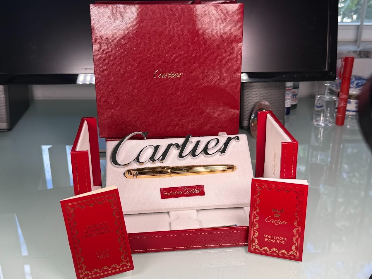 *** Cartier Pasha de Cartier / ball point Gold Pen With Both Box & Refill ***