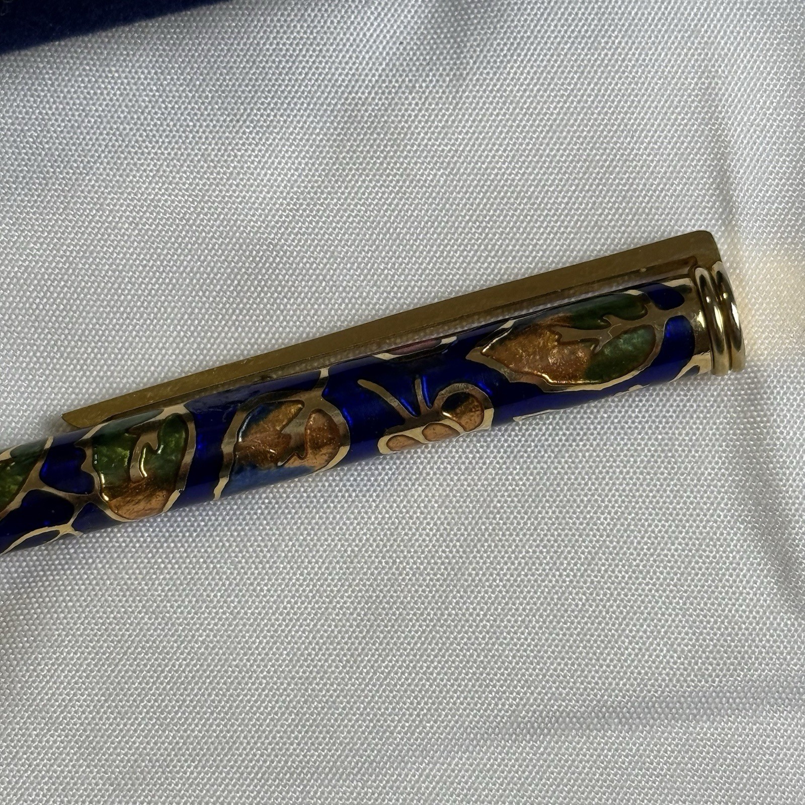 Chinese Cloisonné Enamel Ballpoint Pen Blue Floral w/ Case Needs New Cartridge
