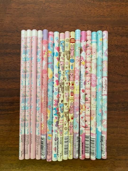 16 pencil set #672c1b
