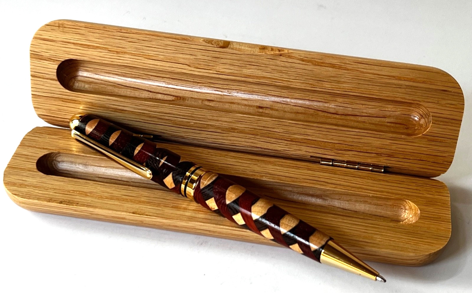 Vintage DECORATIVE INLAID MULTICOLOR WOOD BALLPOINT PEN With SOLID WOOD CASE