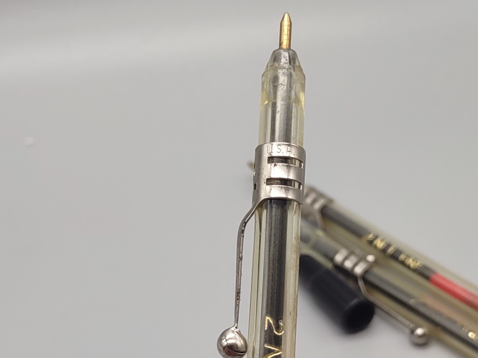 Vintage Lindy 2-in-1 Ballpoint Pen – Double Ended Red & Black Ink – Rare