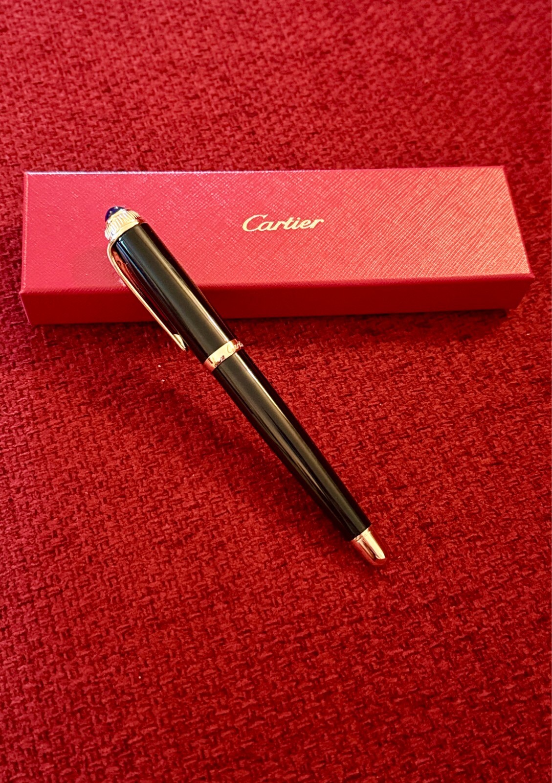 Cartier VIP Ad Gift Yellow Gold Finish Rollerball Pen – New in Box | Refillable