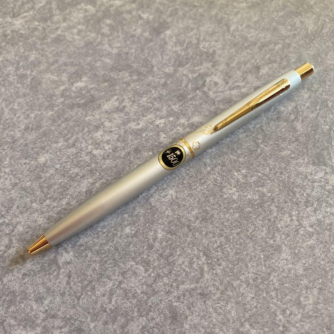 Platinum clover pattern ballpoint pen #08bf0d