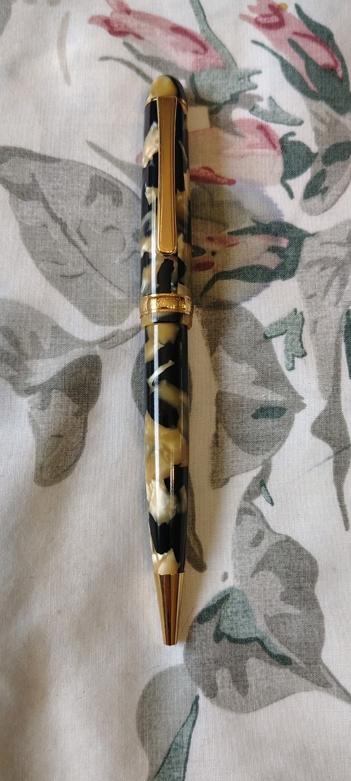 Platinum 3776 Marble Black & Yellow Ball Point Pen Made In Japan